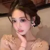 Pendientes de Lazo Rosa para Mujer, Lujo Ligero, Nicho, Gama Alta, Únicos, Hermosos Pendientes, Versátiles, Súper Atractivos, Dulces Accesorios para Orejas