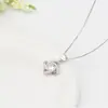 Collar de Trébol de Cuatro Hojas Incrustado de Diamantes Cadena para Clavícula de Flor Femenina Suministro en Vivo Colgante de Diamante Mosan Simulado Collar de 1 quilate