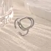 Estilo Popular Europeo y Americano Anillo Abierto de Línea Geométrica Hueca Simple Acero Inoxidable Chapado en Oro de 18K Joyería al por Mayor