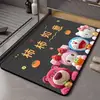 Alfombra de Baño de Oso Fresa de Dibujos Animados Barro de Diatomeas Absorbente de Agua Antideslizante Secado Rápido Felpudo Resistente a la Suciedad Felpudo para Puerta de Entrada Fácil de Limpiar