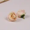 Flor Artificial para el Hogar Material Cabeza de Rosa Amante Sala de Estar Mesa de Comedor Adornos de Flores Falsas Bolsa de Flores Decoración de Fondo de Boda Arreglo
