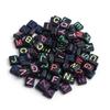Paquete de 100 cuentas acrílicas cuadradas con doble agujero para letras mayúsculas y doble agujero, accesorios semiacabados.