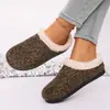 Zapatos retro de plataforma con estampado de leopardo para mujer, invierno 2026, forrados de felpa, punta cerrada, medias pantuflas, cálidos, versátiles, con aumento interno de altura, pantuflas de algodón