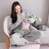 Traje de Pijama Arcoíris Invierno Engrosado Dibujos Animados Durazno Pijamas Ropa de Casa para Mujer Coral Fleece Moderno Holgado