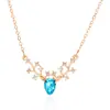 Collar Estilo Coreano y Japonés para Mujer con un Toque de Alta Gama, un Collar con Colgante de Ciervo Pequeño con un Ambiente Navideño Moderno y Elegante