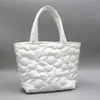 Bolsa de almuerzo portátil acolchada estilo coreano, bolsa para guardar snacks, bolso de hombro para mujer, bolsa colgante de color liso simple, bolsa de mamá