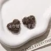 Color Maillard Felpa Cálida Botón de Corazón Accesorios Hebilla de Bolso DIY Accesorios para Funda de Teléfono Móvil Ropa Joyería Accesorios Venta al por Mayor