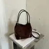 Bolsa de ombro minimalista estilo coreano, estampa de leopardo, moderna e estilosa, design de alta qualidade, bolsa tote, bolsa de axila, adequada para trabalho e deslocamento, bolsa saco para mulheres