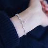 Pulsera de Flor de Diamante Brillante Estilo Nuevo 2024, Estilo de Lujo Ligero, Sencilla, Exquisita, Moderna y Elegante, Joyería de Flor Versátil al por Mayor