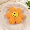 Accesorios de tela con relleno de algodón de girasol sonriente de dibujos animados en colores dulces para manualidades de accesorios para el cabello, broches, decoraciones para ropa, zapatos y bolsos