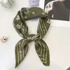 Lenço Quadrado de Seda Retrô Coreano com Estampa Paisley e Toque de Luxo, Combinado com uma Camisa, Lenço Quadrado Versátil para Cintura, Xale, Protetor de Pescoço