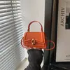 Bolsa transversal ombro personalizada com fecho de encaixe simples, elegante, moderna, para trabalho, dia a dia, moda, feminina