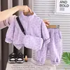 Conjunto de Ropa Elegante para Niñas de Principios de Otoño, Nuevo Conjunto de Dos Piezas con Estampado Completo de Oso y Bolso Cruzado para Bebés Niñas