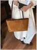 Bolsa tote de grande capacidade, estilo da nova temporada, exala uma vibe sofisticada, perfeita para o dia a dia, moderna e casual, bolsa versátil, tendência