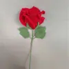 Productos con acabado de fábrica al por mayor transfronterizo rosa tejido a mano ramo de lana Tailandia copa de vino ramo de simulación de rosa