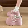Zapatos Birkenstock Retro Dulces de Suela Gruesa con Tacón Blanco de Almohada para Aumentar la Altura, Nuevo Modelo de Primavera 2026, Versátiles y Adecuados para Faldas