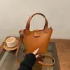 Bolsa Pequena Saco para Mulheres, Novo Estilo Coreano Nicho Couro PU Macio Versátil para o Dia a Dia Bolsa de Ombro Transversal