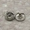 Botón de Presión Metálico Irregular Retro de 17 mm Versátil para Ropa de Mezclilla, Chaquetas de Cuero, Chaquetas Acolchadas, Calcetines y Broches de Presión