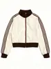 Chamarra casual de bloques de color a rayas estilo americano con cuello alto, nueva colección primavera/otoño 2026, corte holgado, casual y deportiva de moda