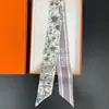 Pañuelo de Seda Twill de Hangzhou Pequeño Largo Nueva Letra Moda Combinable Banda para el Cabello Pañuelo Estilo Occidental Decorativo Combinación Camisa