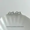 Pendientes de Plata de Ley 925 con Aguja Estilo Minimalista Moderno Perla Shijia Forma de Arco Sonriente Moda Elegante Versátiles Pendientes para el Trabajo para Mujer