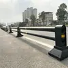 Guarda-corpo rodoviário municipal de tubo duplo, barreira antiderrapante preta e amarela, barreira não isolante, guarda-corpo de separação de pista para veículos motorizados em rodovias