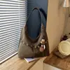 Bolso Grande de Piel Suave Casual para Mujer 2026 Estilo Nuevo Simple para el Trabajo Bolso de Hombro Único Bolso Tote Tipo Cubo Sensación de Alta Gama