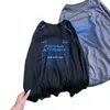 Camiseta branca de manga longa estilo americano com proteção solar para mulheres, nova coleção de verão 2026, saída de praia leve com proteção solar, top de corte solto e modelador
