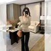 Nuevo suéter de punto con cuello en V 2025 para mujer, otoño e invierno, corte ajustado, elegante y versátil, adecuado como top de capa base