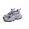 2024 Zapatos Torre de Suela Gruesa Nuevos para Mujer Primavera y Verano Aumentados Joker Transpirables Casuales Malla Deportiva Explosiones Ultraligeros