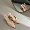 Sandalias poco profundas de punta fina estilo francés con lazo, modelo nuevo de verano 2025, zapatos de salón elegantes de punta cerrada, tacones altos sin espalda