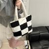 Bolso de Peluche para Mujer, Nuevo Estilo Verano 2026, Bolso Tote Suave y Esponjoso, Bolso de Hombro de Gran Capacidad, Bolso Grande para Debajo del Brazo