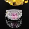 Joia para Mãos Nova Transfronteiriça Europeia e Americana Anel de Moda com Design de Cruz Colorida Zircônia Diamante R1910+R1090A