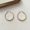 Pendientes sencillos de hebilla geométrica circular con cuadros metálicos, de moda en Internet, de nicho popular, de alta gama, elegantes, para mujer.