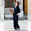 Conjunto de sudadera de dos piezas moderno y elegante para madres de mediana edad, nuevo atuendo casual para damas elegantes primavera y otoño 2026