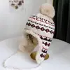 Nuevo gorro Lei Feng cálido con forro polar de invierno, gorro de lana tejido casual para exteriores a prueba de frío y que protege los oídos para mujer, dulce y lindo