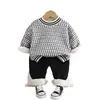 Conjunto de Outono e Inverno para Meninos Comércio Exterior Novo Estilo Bebê Meninos Suéter de Tricô com Forro de Lã Conjunto Infantil Espesso