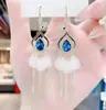 2026 Novos Brincos Elegantes de Cristal Azul Moda Coreana Design Longo Brincos Tendência de Influenciador para Mulheres Venda por Atacado