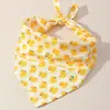 Suministros para mascotas para perros y gatos, incluyendo baberos y pañuelos, al por mayor del fabricante. Bandanas para mascotas con estampados de texto, bandanas triangulares, para ventas transfronterizas