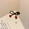 Grampo de Cabelo Vermelho com Atmosfera de Ano Novo 2026, Grampo Requintado para Franja Lateral, Elegante Grampo Bico de Pato Pequeno Estilo Chanel, Acessório de Cabelo Grampo Bb