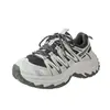 Zapatos de plataforma gruesa para mujer, nueva colección otoño/invierno 2026, estilo retro versátil, que aumentan la altura, ligeros, parte superior de malla, hacen que los pies se vean más pequeños, zapatillas casuales