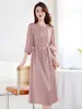 Vestido de Seda Jacquard Crepe 2025 Primavera/Verão Novo Modelo Hangzhou Alto Padrão Luxo Leve Seda de Amora Vestido de Comprimento Médio