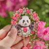 Pegatina de metal para refrigerador de oso lindo AR personalizado wenchuang pegatina magnética pintura personalizada esmalte animal de dibujos animados pegatina magnética