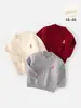 Suéter de Punto con Forro de Felpa Oso Pequeño para Niños, Invierno Dibujos Animados Bordados Capa Base Engrosada, Suéter Cálido de Felpa para Niños