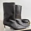 Botas Femininas de Cano Médio Apontadas, Estilo Coreano Retro Fashion, Novidade Outono/Inverno 2026, Botas de Cano Largo com Salto Kitten, Botas Curtas Versáteis para Mulheres
