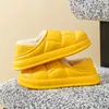 Nuevas Zapatillas de Casa de Felpa de Algodón Impermeables de Suela Gruesa para Mujer y Hombre Otoño e Invierno Ropa de Exterior Venta al por Mayor