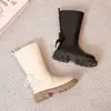 Botas de couro da moda para meninas até a panturrilha, novo estilo outono e inverno 2026, botas longas estilo princesa com laço, solas macias e antiderrapantes, botas infantis da moda