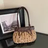 Bolsa de Cubo Fresca y Dulce al por Mayor para Mujer, Bolso de Hombro Plegado de Lunares Nuevo Otoño 2026, Bolso de Axila para el Trabajo
