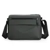 Bolsa Transversal para Homens, Bolsa de Ombro Funcional e Fashion, Bolsa Tendência para o Dia a Dia, Mochila de Couro Estudantil Multicamadas, Bolsa Casual Leve