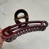 PC Nuevo Anticaída de Cabello Chapado en Oro Tapa de Seguridad con Perla y Resorte Clip de Tiburón Rojo Vino Accesorios para el Cabello Pasador
